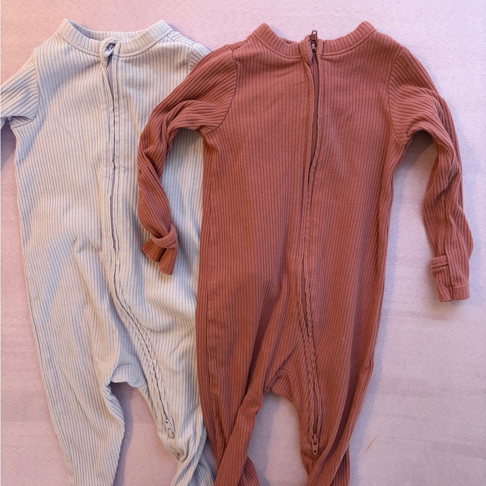 Old Navy Ribbed Pajamas Set